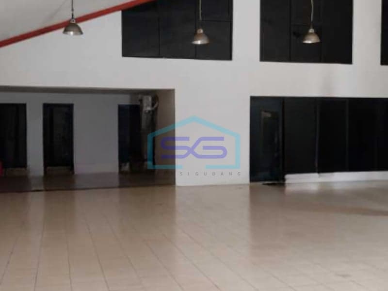 Disewakan Ruko 1 Lantai Luas Tanah 600 m² Bebas Banjir di Jakarta Selatan
