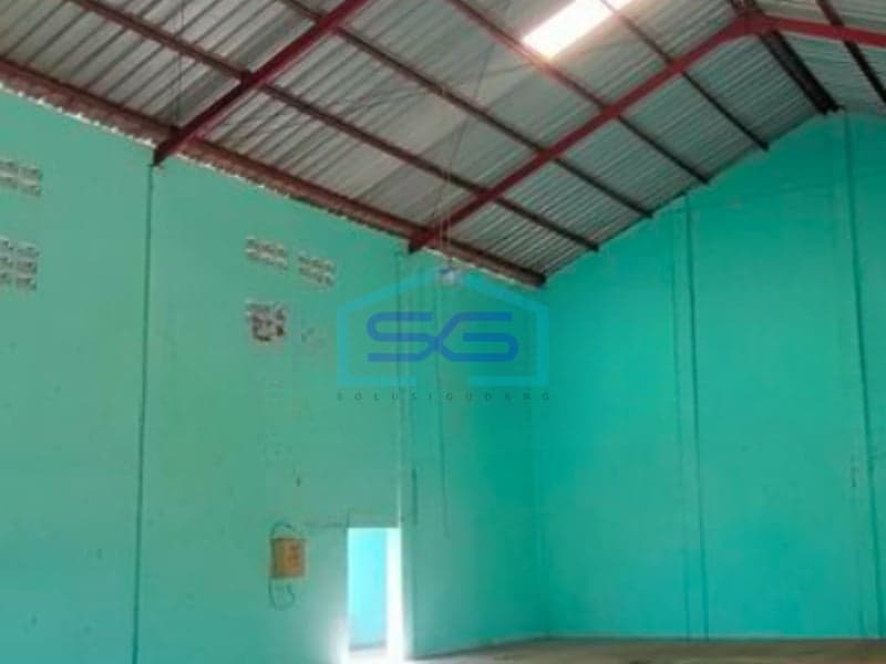 Disewakan Gudang Akses Container 40 Feet Luas Bangunan 250 m² di Surakarta
