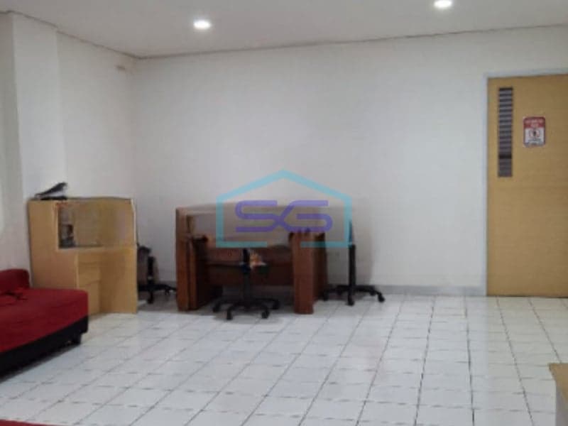 Disewakan Ruko 3 Lantai Luas Bangunan 240 m² Lokasi di Jakarta Selatan