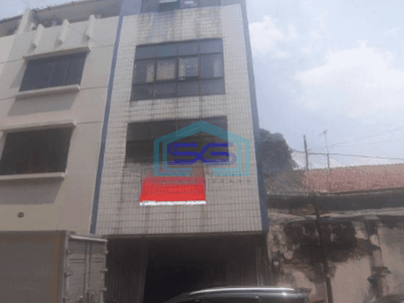 Disewa Ruko komersial 4lantai di Gajah Mada Jakarta Pusat