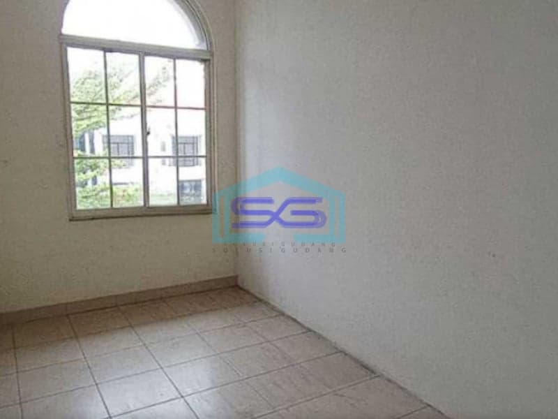 Disewakan Ruko Siap Pakai Boulevard 3 Lantai di Galaxy, Bekasi Luas Bangunan  202 m²