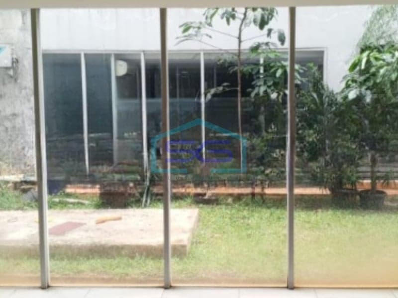 For Sale: Spacious Shophouse, 637 m² Building Area, Flood-Free in BSD Tangerang