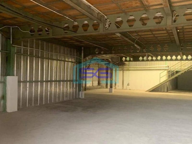 Disewakan Gudang 2 Lantai Cipondoh Kavling Dpr Luas 800m2 Masuk Kontainer Tangerang
