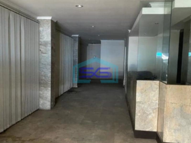 Disewakan Ruko 3 Lantai Ex Bank Hook di Semarang Tengah LB 828m2