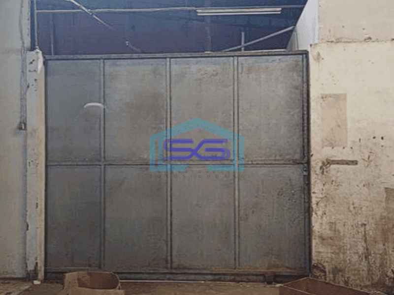 Disewakan gudang bebas bajir bagus 1600m2 di Cipondoh