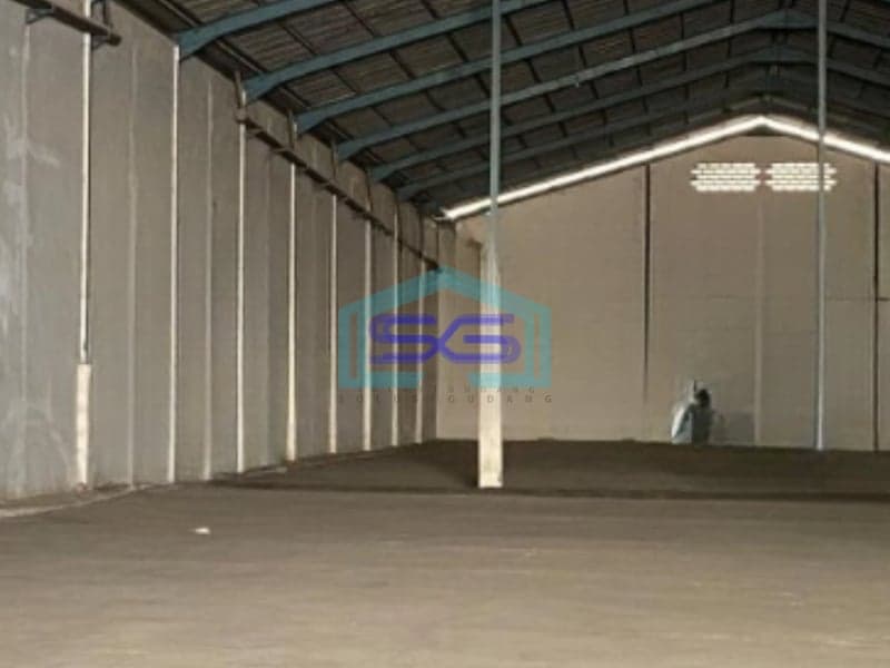Disewakan Gudang Luas Bangunan 3000 m² Lokasi Surabaya