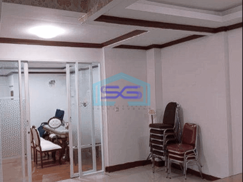 Disewakan Ruko Gandeng 3 Lantai di Harmoni Harapan Indah Bekasi LB 540m2
