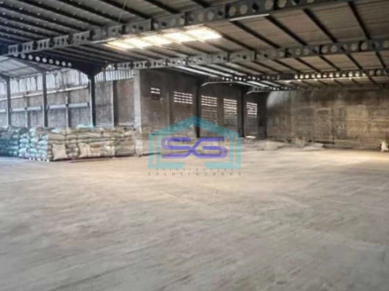Dijual Gudang Lokasi Bebas Banjir Luas Bangunan  2000 m²  di Cipondoh Tangerang