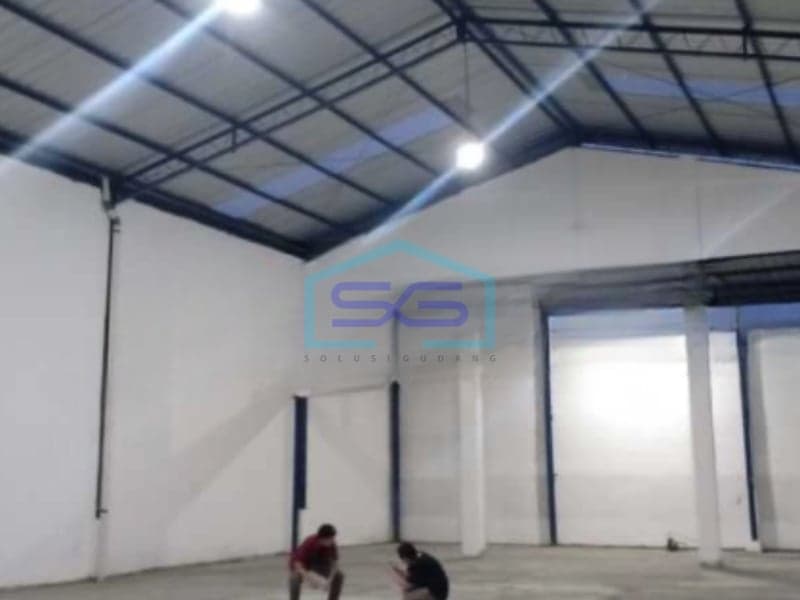 Disewakan Gudang Luas Tanah 1400 m² Siap Huni di Kalideres Jakarta Barat