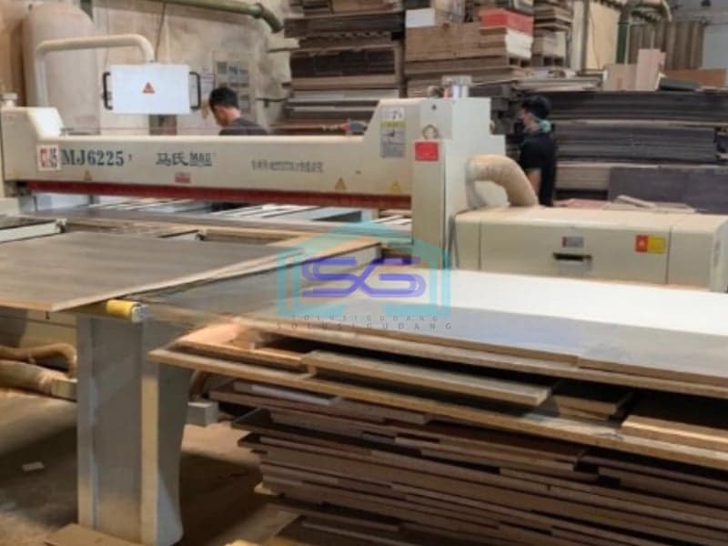Disewakan Gudang Strategis Cocok untuk Investasi & Usaha Di Dadap Tangerang Luas Bangunan 2400 m²