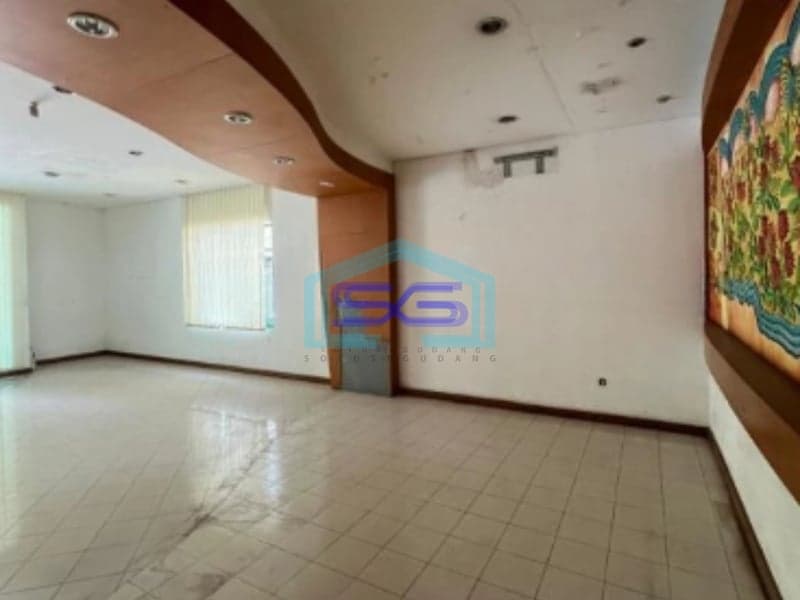 Disewakan Ruang Usaha Cocok Usaha di Mainroad Cihampelas Bandung LB 375m2