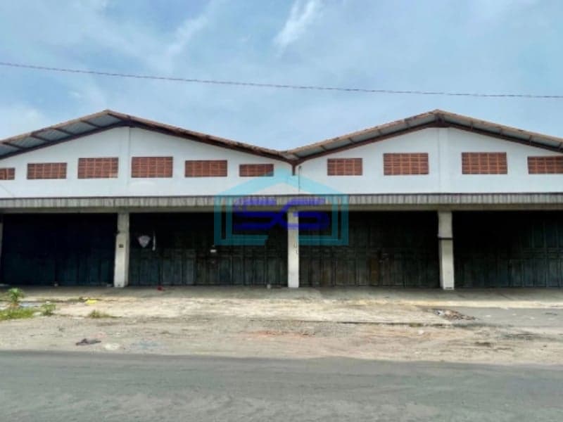 Disewakan Gudang Strategis Akses Kontainer Dekat Solo Baru Luas 800m2