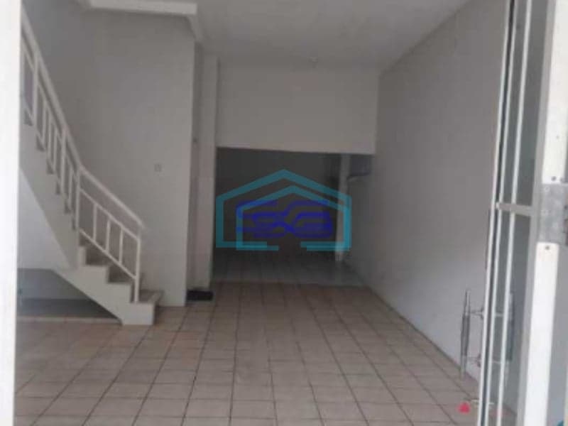 Disewakan Ruko 2 Lantai Siap Pakai Di Tempat Strategis Serpong Utara Tangerang Selatan Luas Bangunan 145 m²