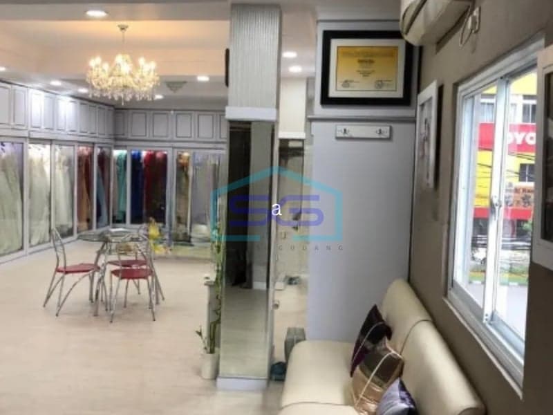 Dijual Ruko di Jl Mangga Besar Raya, Jakarta Barat Luas Bangunan 388 m2