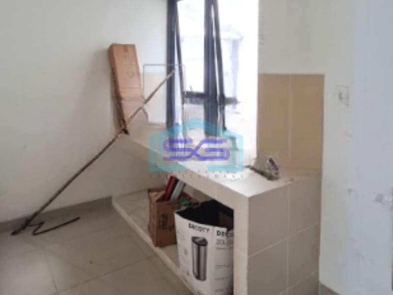 Disewakan Ruko 2 Lantai Luas Tanah 120 m² Lokasi di Gading Serpong Tangerang