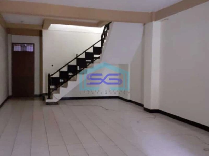 Disewakan Ruko Caringin Bandung Sudah Renov Luas Bangunan 120m2