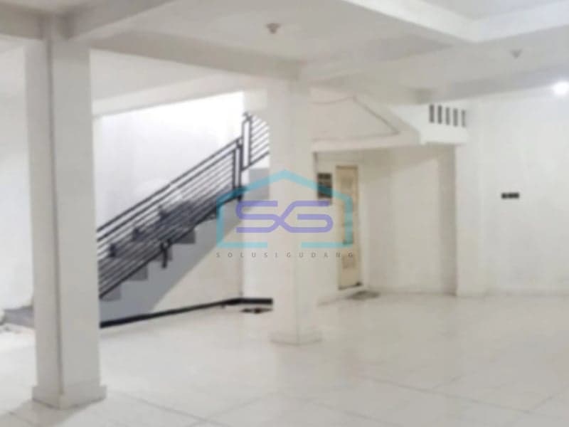Shop House for Rent Mainroad Dangdeur Rancaekek Bandung Building Area 220m2