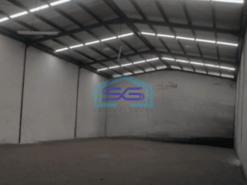 Disewakan Gudang di Cengkareng Jakarta Barat Luas Tanah  550 m²