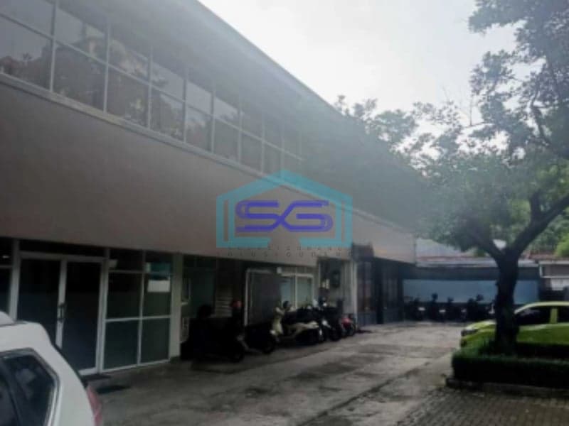 Dijual Kantor Dipinggir Jalan Utama Di Kebayoran Baru Jakarta Selatan LT 1017m2