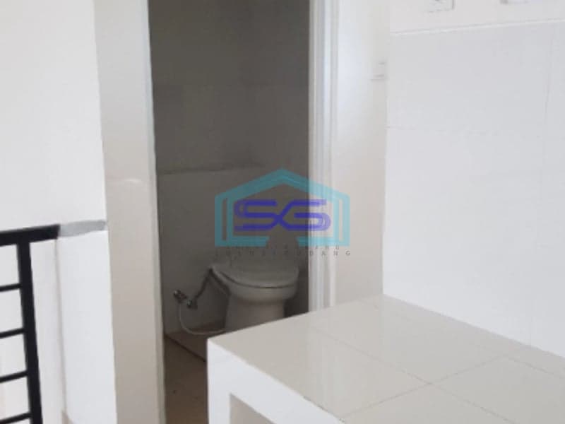 Dijual Ruko Lokasi Pinggir Jalan Raya Simongan Semarang Luas Bangunan 105 m²