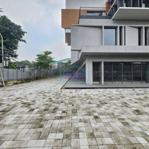 Disewakan Gedung di Cilandak Jakarta Selatan LT 841m2-1