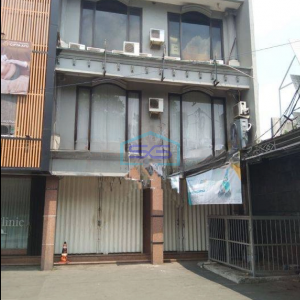 Disewakan Ruko Gandeng 2 Unit Kemang Raya Jakarta Selatan LB 621m2-1