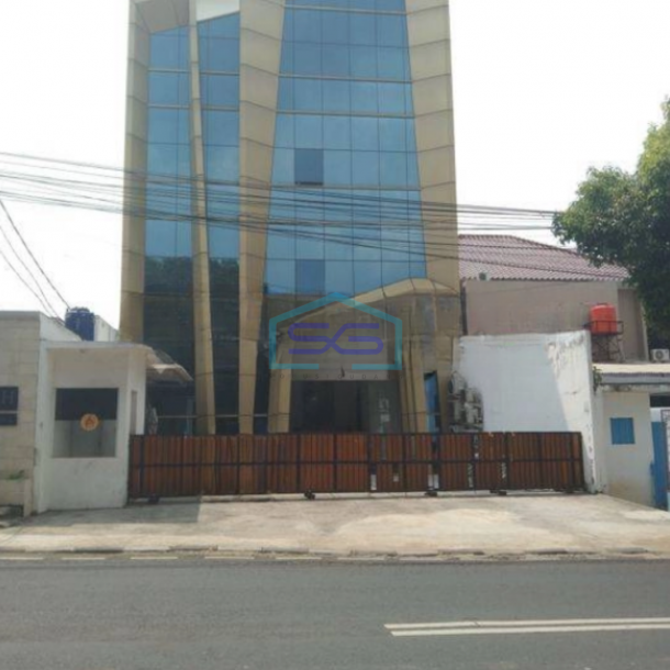 Disewakan Kantor 4 Lantai di Kondisi Bangunan Bagus Sekali LB 700m2 Jakarta Selatan-1