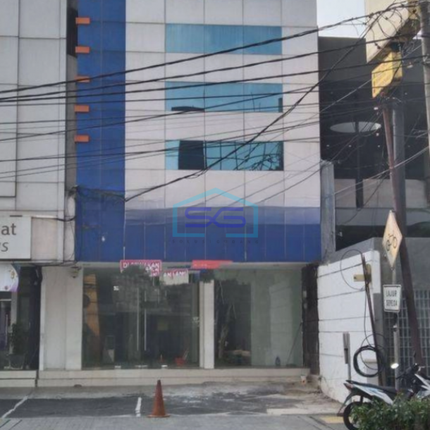 Disewakan Ruko Strategis 2 Lantai di Melawai Blok M Jakarta Selatan LB 280m2-1