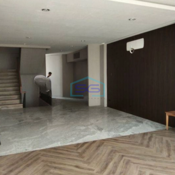 Disewakan Ruko 4 Lantai Semi Furnished Bulungan Blok M Jakarta Selatan-2
