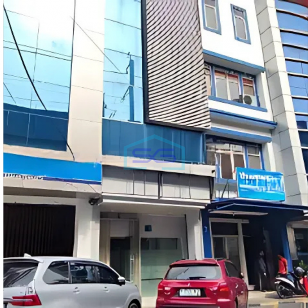 Disewakan Ruko 4 Lantai  Blok A Panglima Polim Jakarta Selatan LB 270m2-1