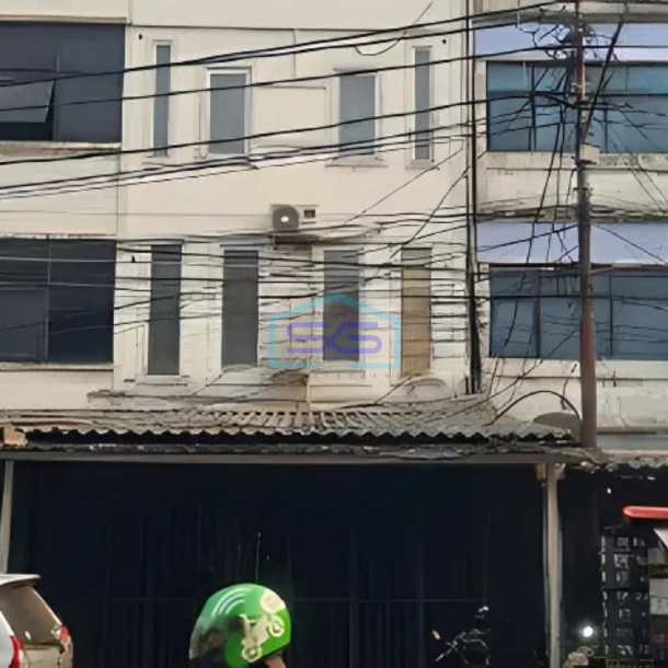 Disewakan Ruko 3 Lantai Petogogan Panglima Polim Jakarta Selatan LB 320m2-1
