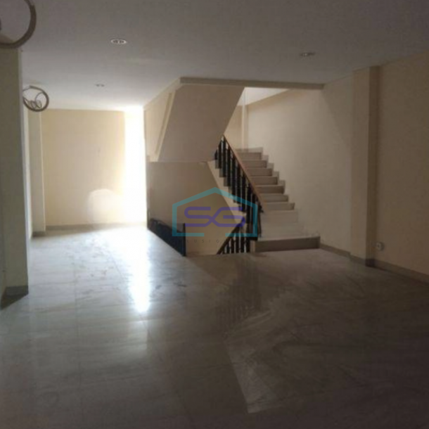 Disewakan Ruko di Bulungan Blok M Jakarta Selatan Ada Lift-2