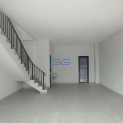 Disewa Ruko 3 Lantai Di Kota Wisata Luas Tanah 77 m²