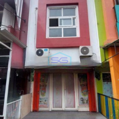 Disewa Ruko Canadian di Kota Wisata Cibubur Luas Tanah 60 m²
