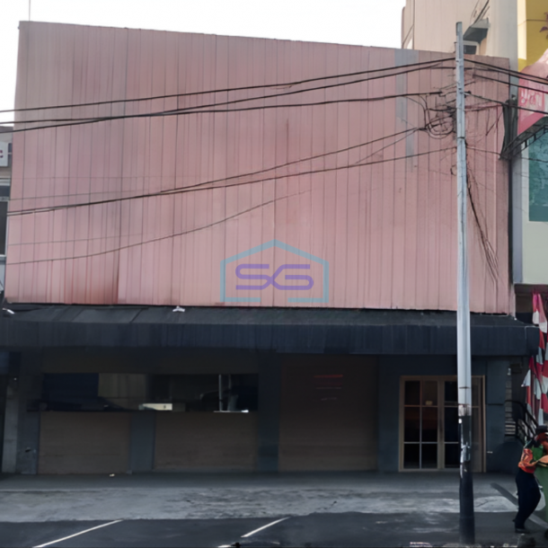 Disewakan Ruko Gandeng Strategis di Kelapa Gading Jakarta Utara LB 306m2-1