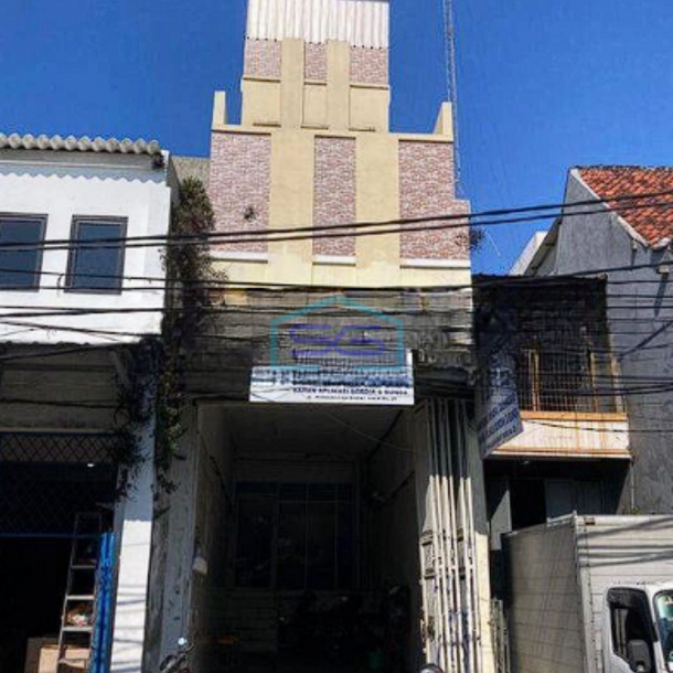 Dijual Ruko di Jalan Perniagaan Barat, Roa Malaka Jakarta Barat HGB - Hak Guna Bangun LB 900m2-1
