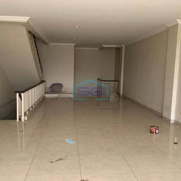 Disewakan Ruko 4 Lantai Gandeng di Sedayu Square Cengkareng Jakarta Barat LB 1250m2-2