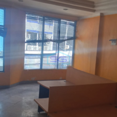 Disewakan Ruko di Mangga Dua Jakarta Barat Siap Huni Luas Bangunan 180m2