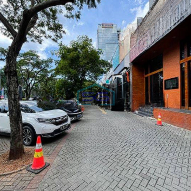 Dijual Ruko 4 Lantai Cepat Di Crown Golf Pik, Pantai Indah Kapuk Jakarta Utara LB 375m2-1