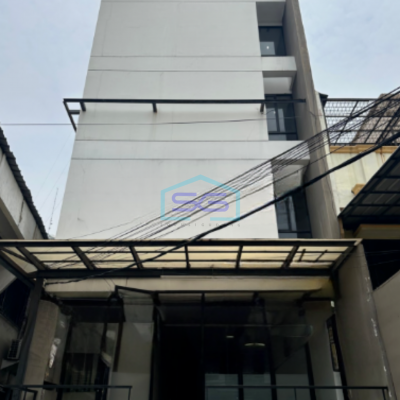 Disewakan Ruko Hoek Rapih Pluit Jakarta Utara Luas Bangunan 680m2