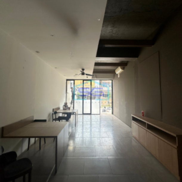 Disewakan Ruko Hoek Rapih Pluit Jakarta Utara Luas Bangunan 680m2-6