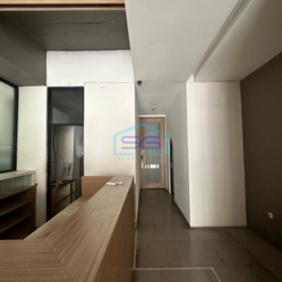 Disewakan Ruko Hoek Rapih Pluit Jakarta Utara Luas Bangunan 680m2