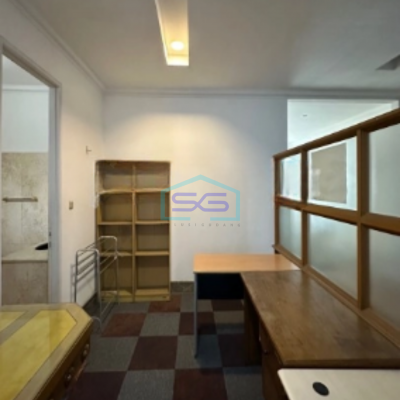 Dijual Ruang Usaha di Pinggir Jalan Raya Tanah Abang Jakarta Pusat LT 342m2