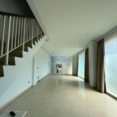 Dijual Ruko Hoek di Sedayu Square , Cengkareng Jakarta Barat LB 270 m² Unfurnished-3