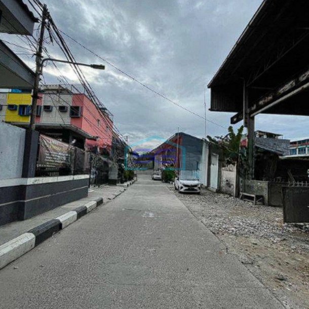 Dijual Tanah di Jalan Dutamas Jelambar Jakarta Barat LT 3991m2 Untuk Industri dan Pergudangan-2
