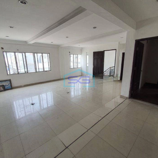 Disewakan Gudang di Elang Laut PIK Jakarta Utara LB 1050 m²-3