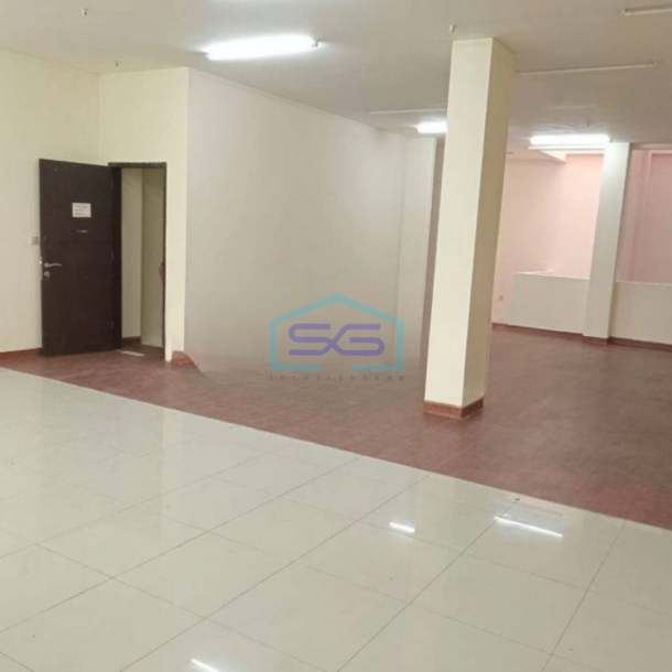 Dijual Ruko di Cengkareng Jakarta Barat Luas Bangunan  600 m²-1
