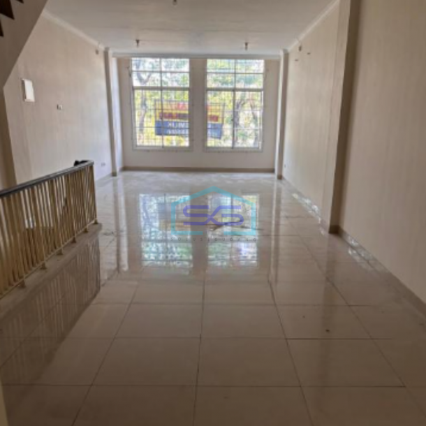Dijual Ruko Siap Huni di Jakarta Barat Luas Bangunan 250m2-1