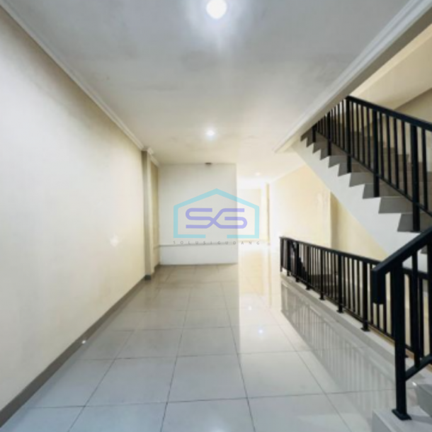 Disewakan Ruko di Jakarta Barat Bangunan 3,5 Lantai LB 250m2-4