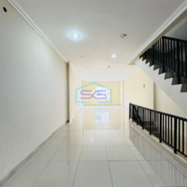 Disewakan Ruko di Jakarta Barat Bangunan 3,5 Lantai LB 250m2-3